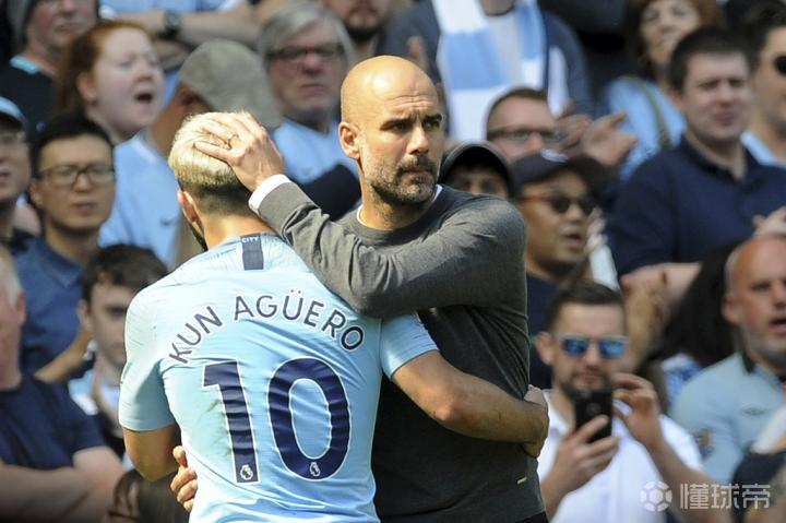 关于荷兰险胜巴黎，阿奎罗一己之力扛起全队的信息