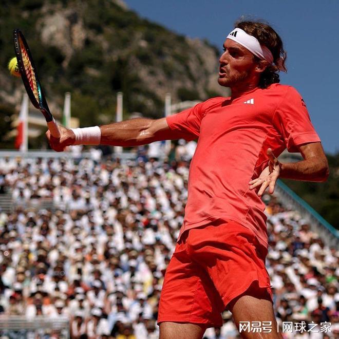 关于英国网球队血洗欧洲网球队，西西帕斯关键制胜的信息