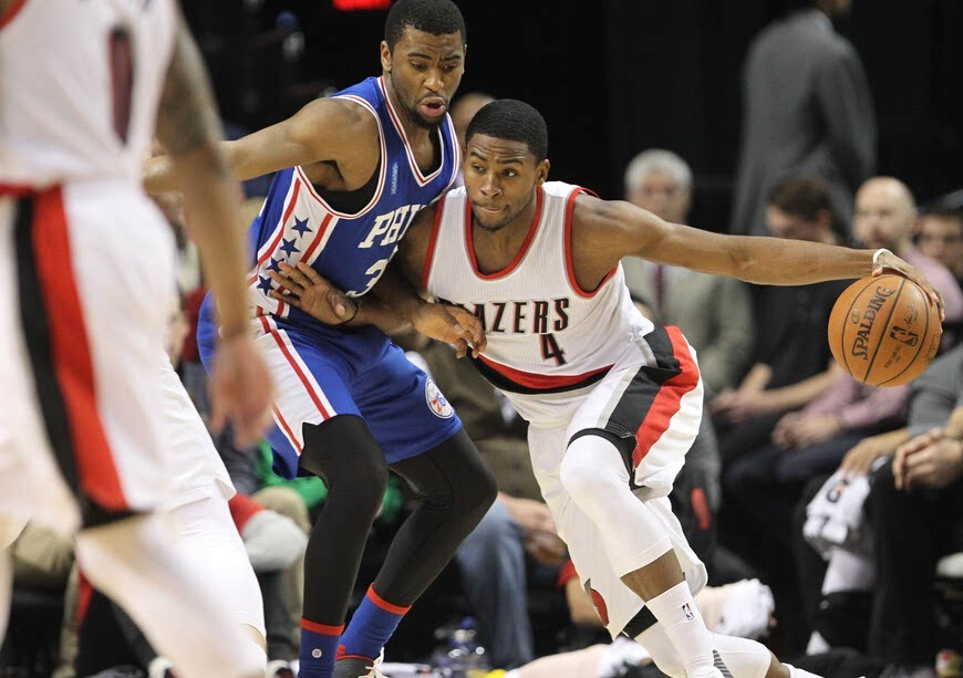 包含76人绝地反击黄蜂，麦科勒姆送出助攻的词条