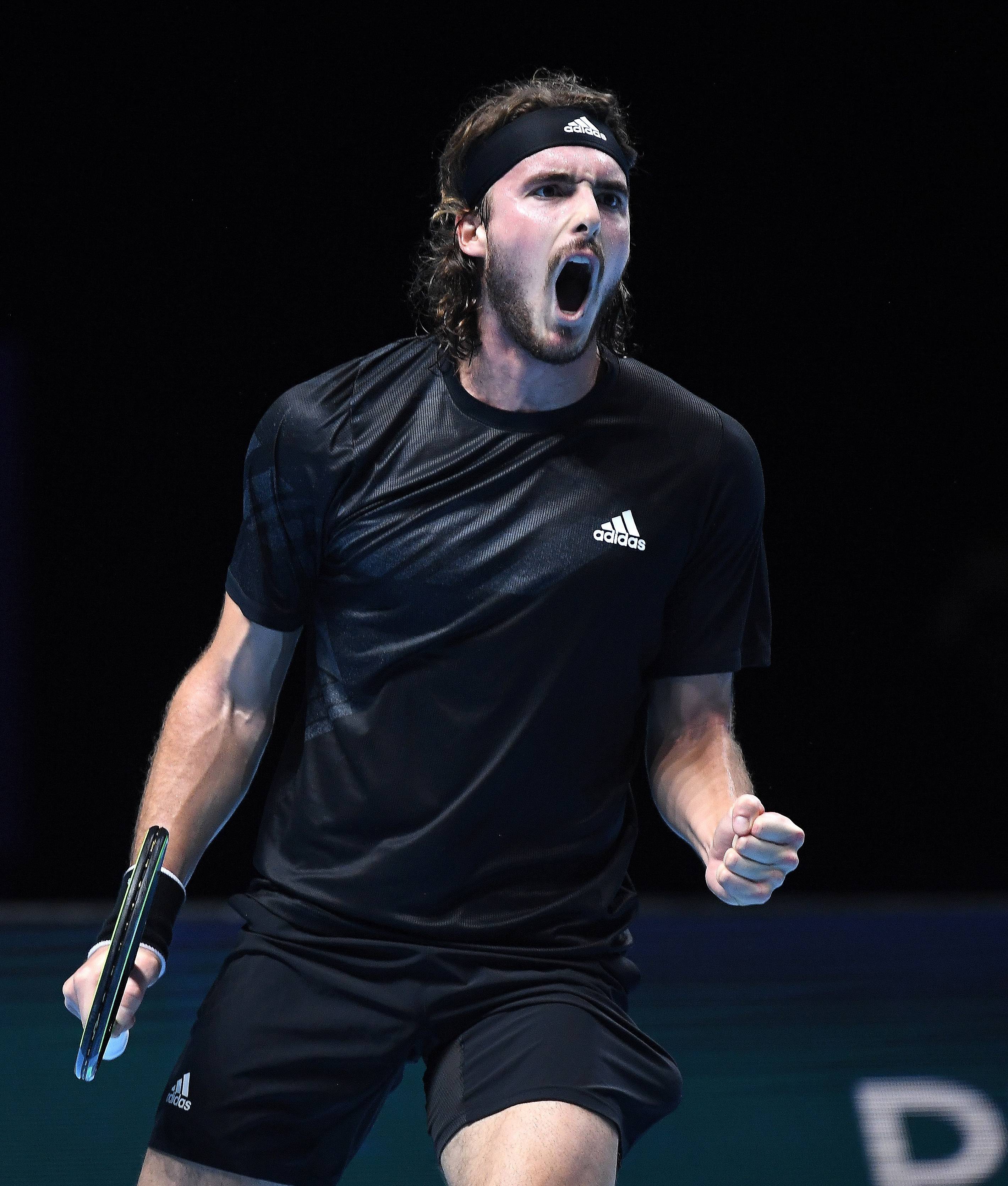 世界网球队翻盘欧洲网球队，西西帕斯制霸全场的简单介绍