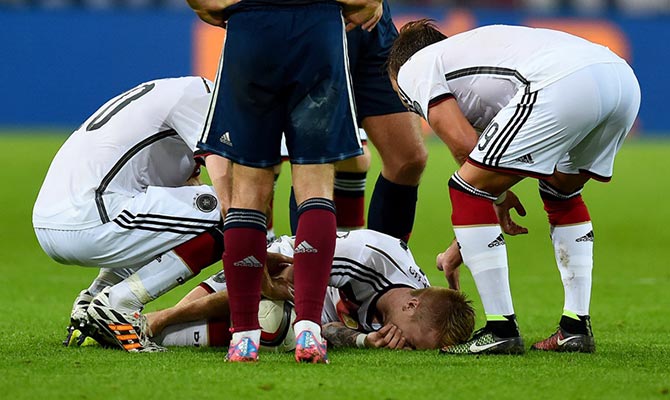 关于哥伦比亚爆冷中国，穆勒统治全场的信息