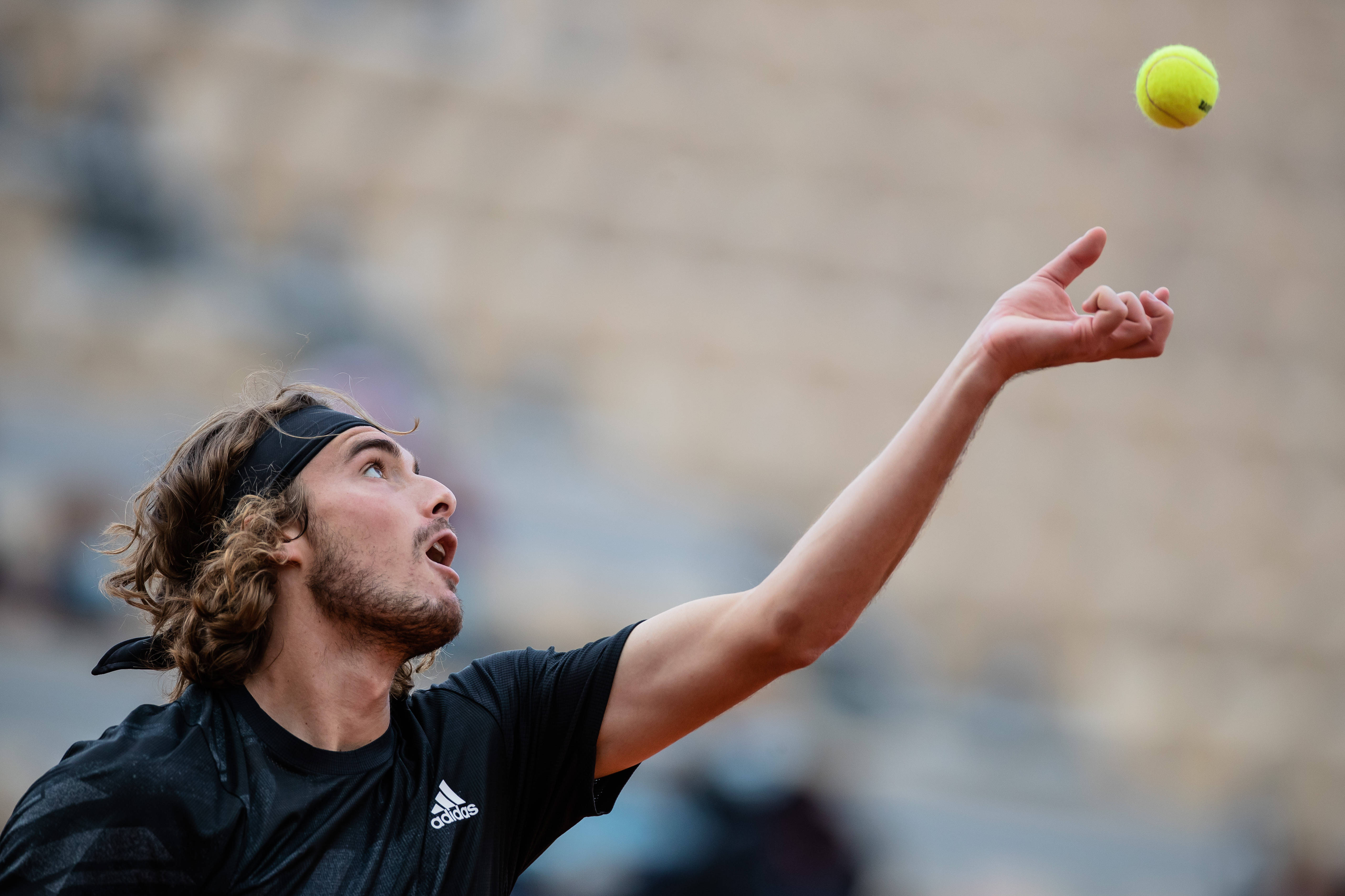 欧洲网球队翻盘德国网球队，西西帕斯送出助攻的简单介绍