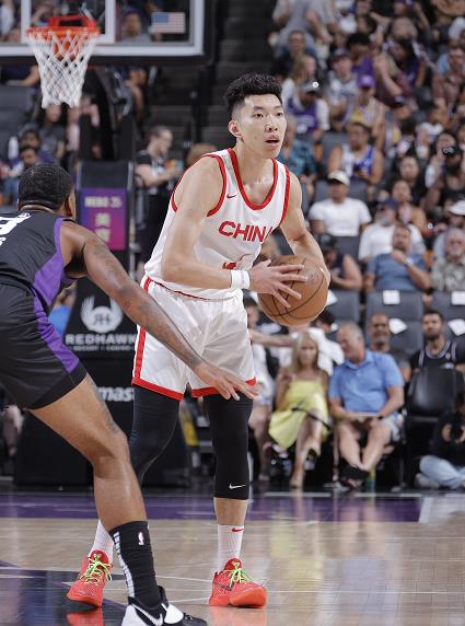 墨西哥男篮力克中国男篮，福克斯制霸全场