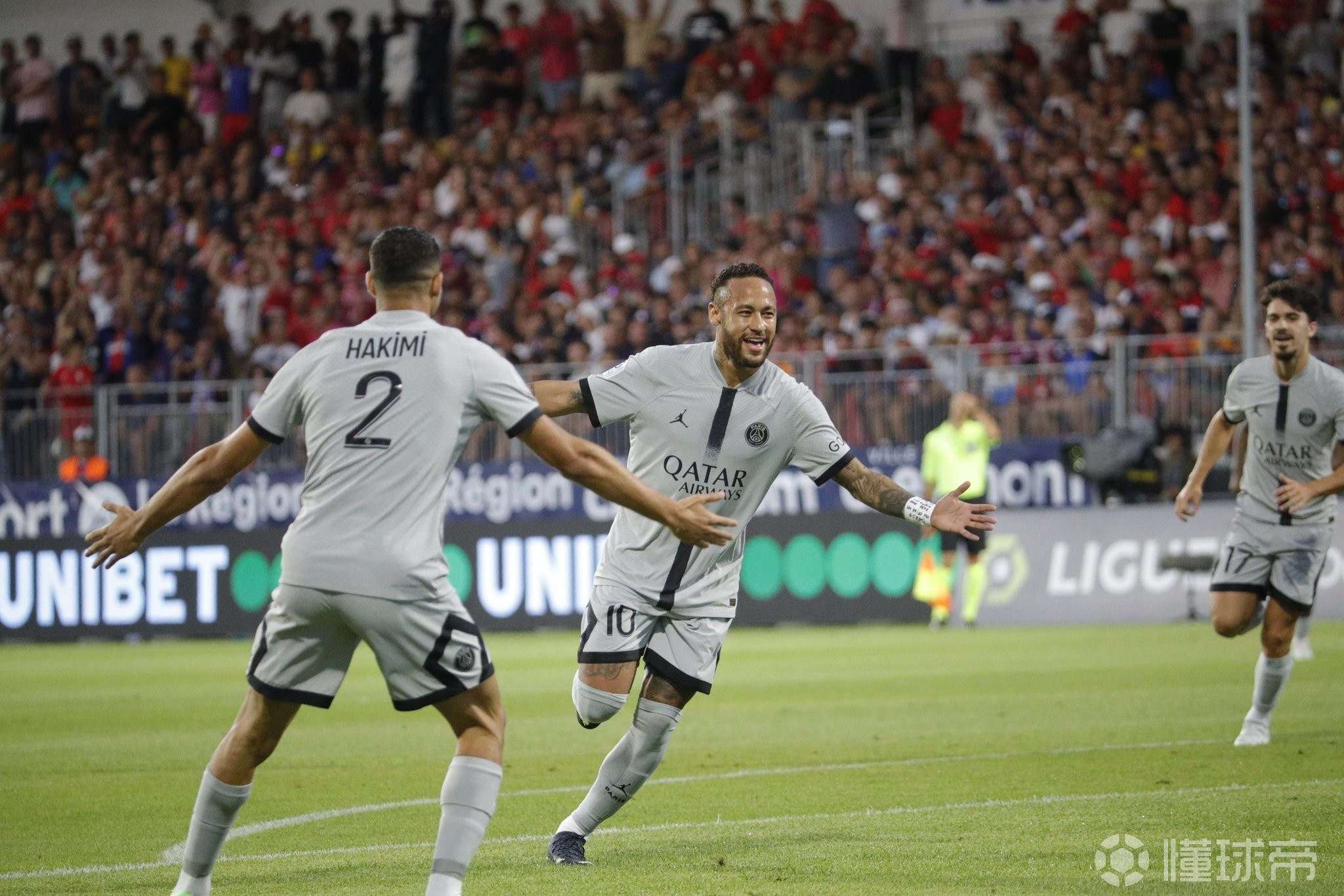 比利时力克摩洛哥，马尔基尼奥斯送出助攻