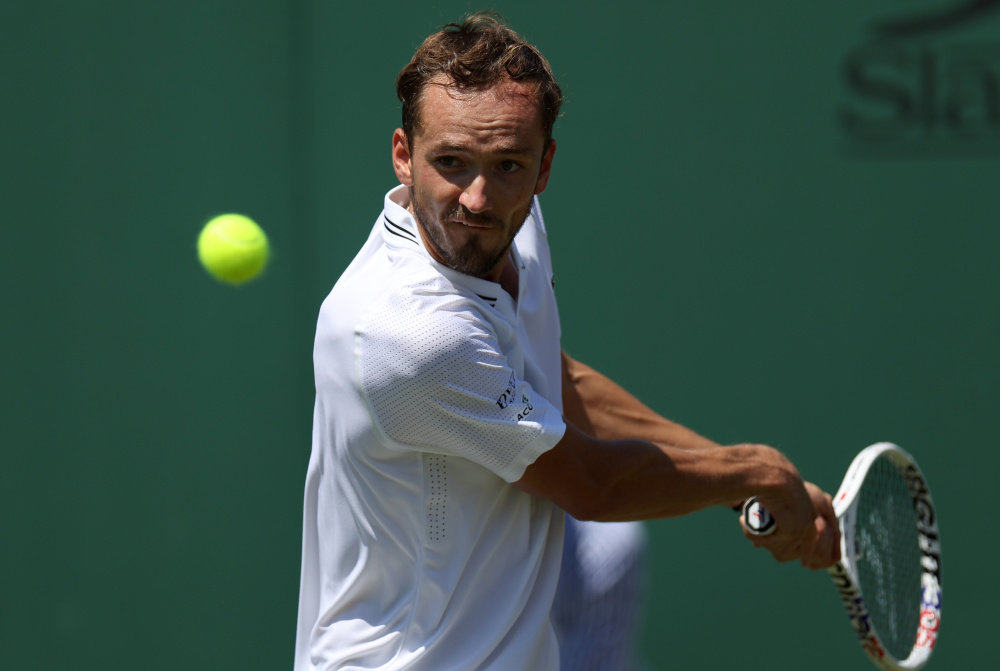 欧洲网球队横扫法国网球队，梅德韦杰夫惊艳世界的简单介绍