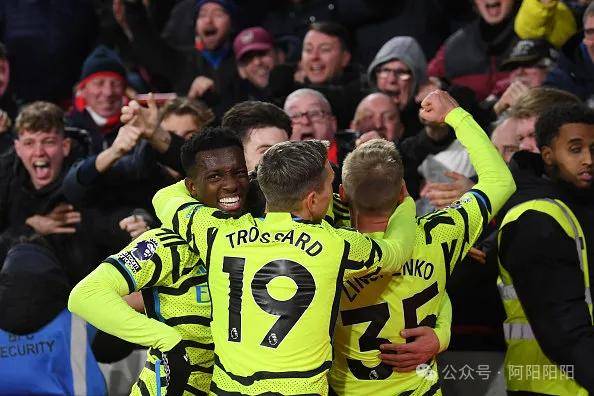 布莱克本主场逼平阿森纳,排名持续下滑的简单介绍 布莱克本主场逼平阿森纳,排名持续下滑的简单介绍