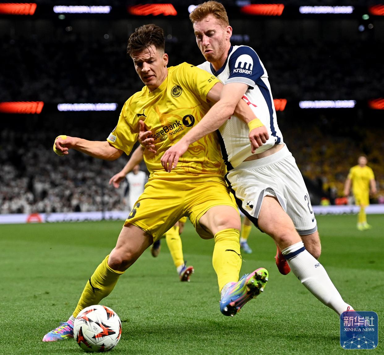 包含欧预赛火爆进行中，球员展现技艺的词条