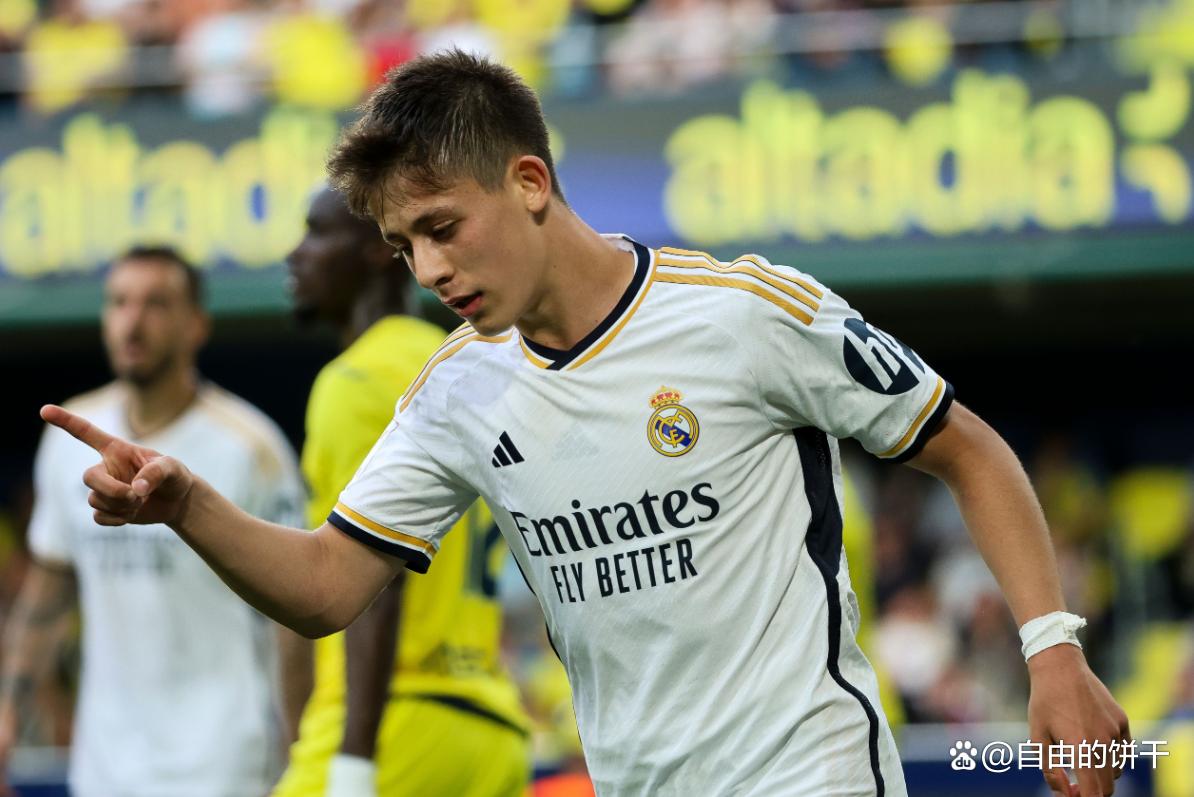 开云体育平台APP-西班牙新秀展现技艺：皇家马德里年轻核心助攻建功的简单介绍