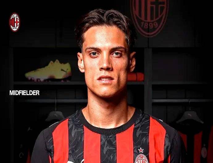 关于国际米兰新前锋解约，转投西甲联赛的信息