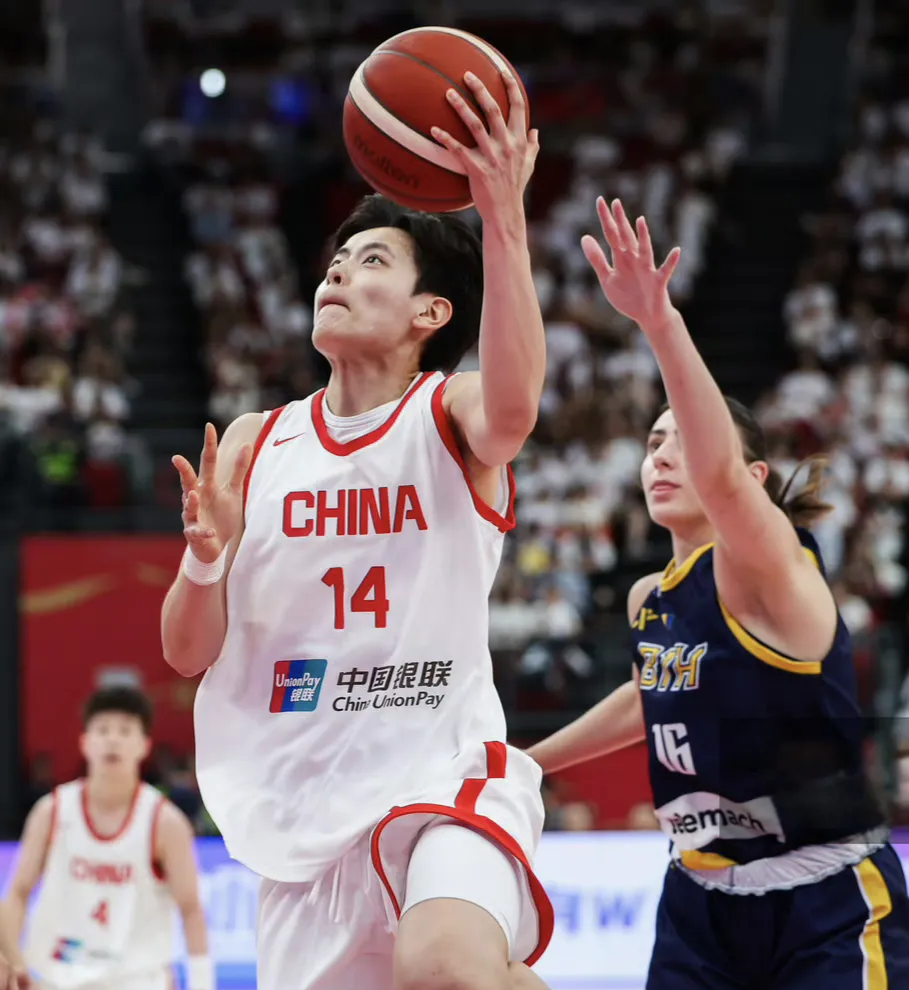 包含中国篮球职业赛事近期发生了一些引人注目的事情的词条