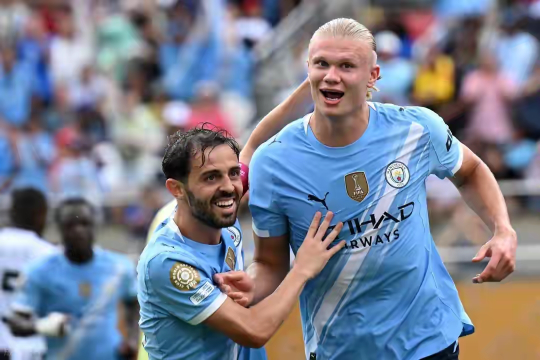 关于曼城横扫萨尔茨堡，取得开门红的信息