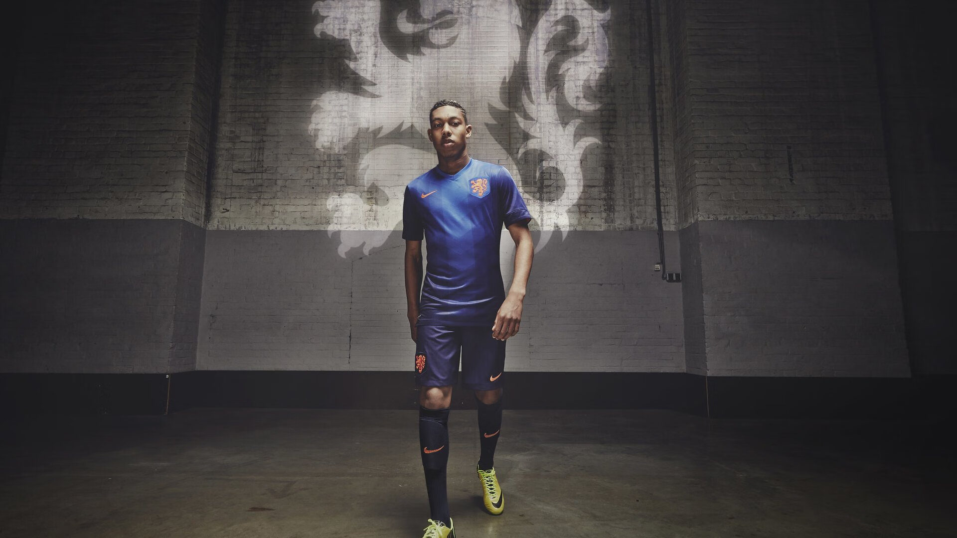 北境冰锋撕裂蜂巢,德罗赞无解单打诠释巨星本色